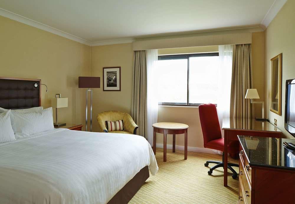 Delta Hotels By Marriott Cheshunt Broxbourne Zewnętrze zdjęcie